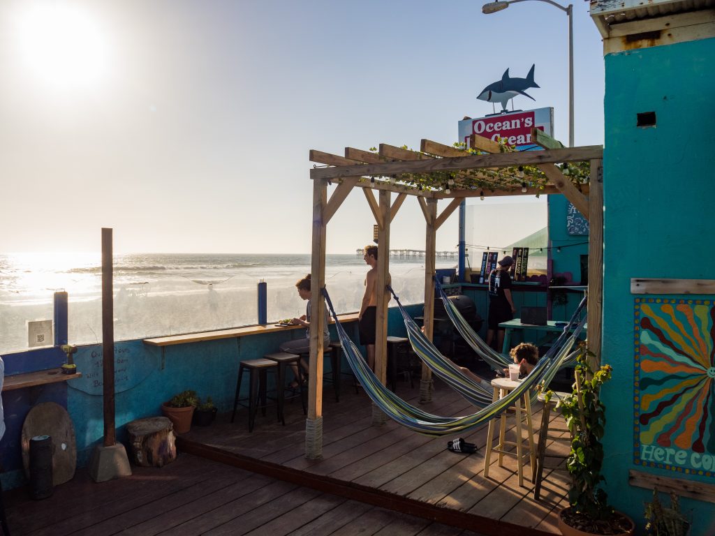 ITH Beach Bungalow Surf Hostel